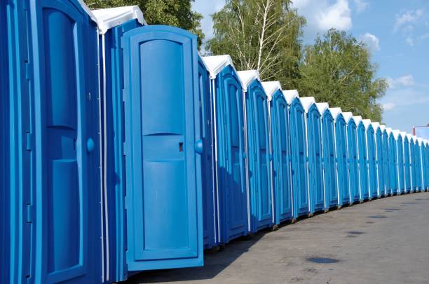 Best Emergency porta potty rental  in Leavittsburg, OH